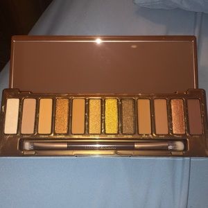 Urban Decay Naked Honey Eyeshadow Palette